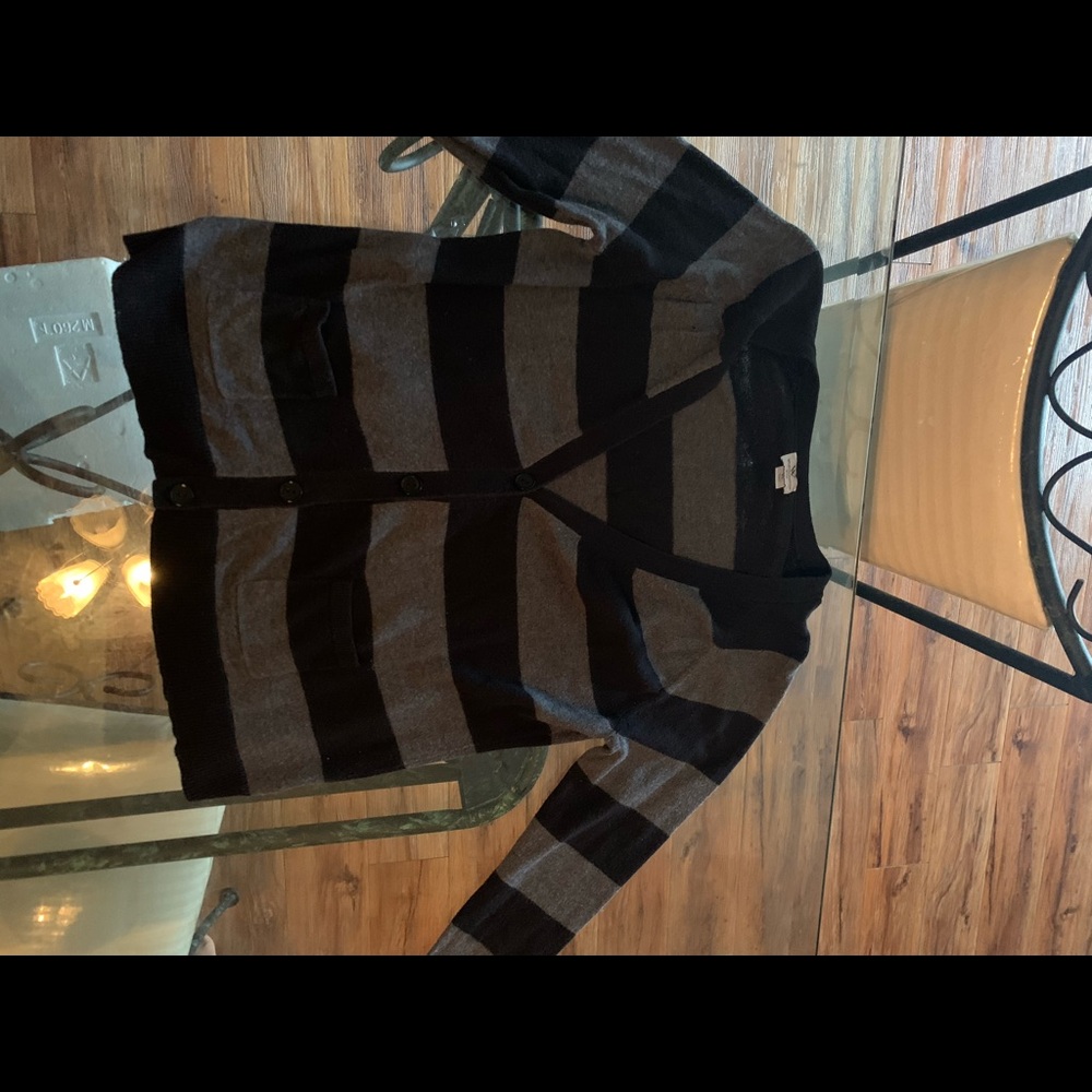 Thin soft cotton black & grey sweater